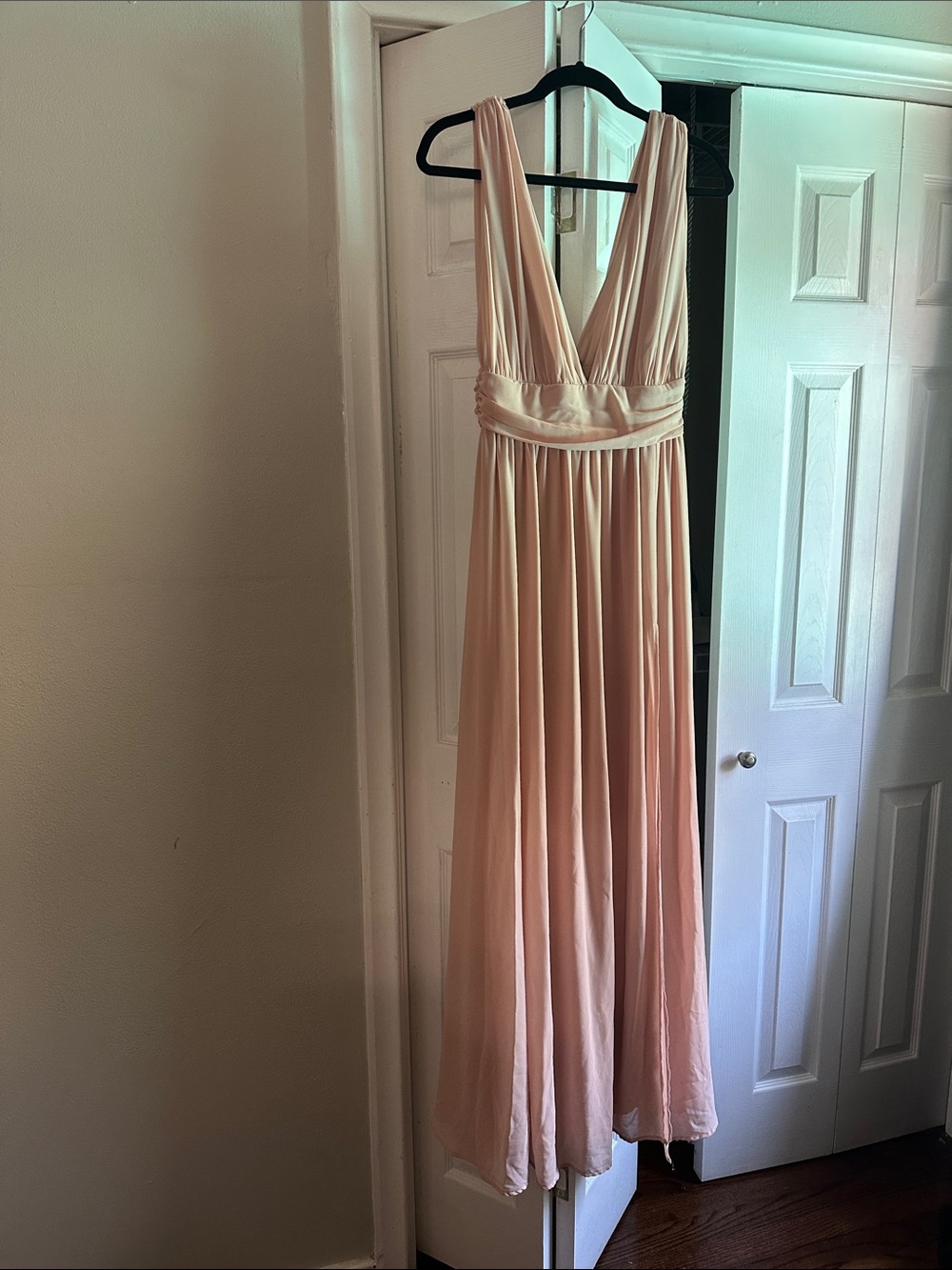 Lulu’s blush v-neck gown/great condition- worn once